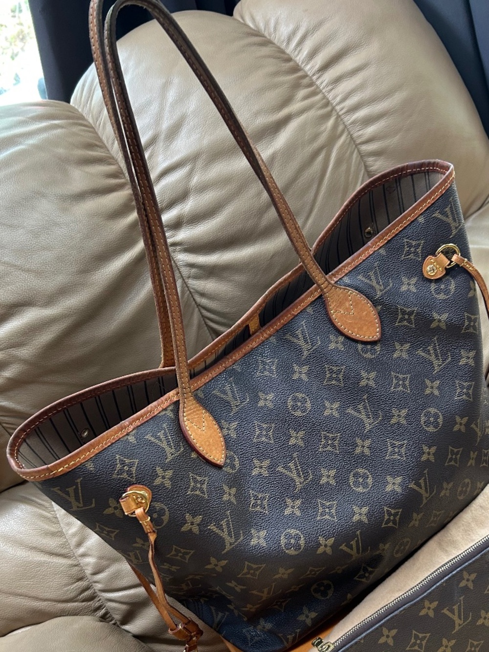 Louis Vuitton Neverfull MM in M dollar baonogram